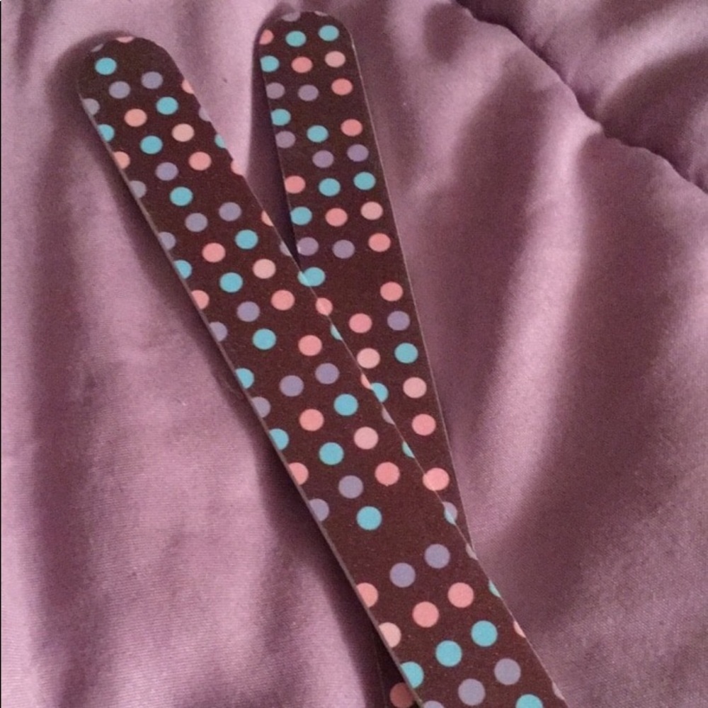 FREE with purchase 💜 Nail Files (2) 💅🏽